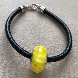 Authentic Pandora “rare” yellow murano glass brclt